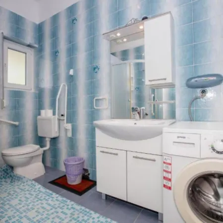 Daire Marjetka Charming *