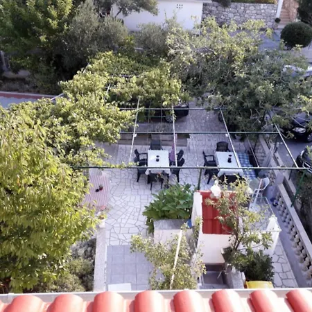 Marjetka Charming Apartment Rab Town