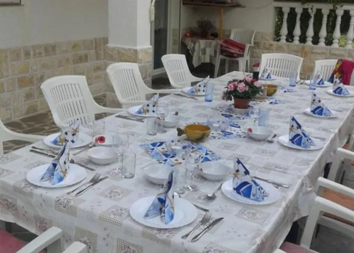 Apartman Marjetka Charming Rab Town